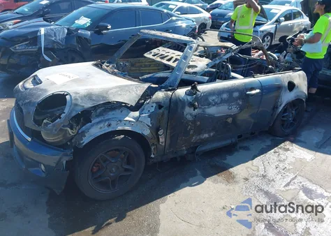 2010 Mini Cooper S z USA, uszkodzony, nr VIN WMWMS3C55ATZ85347